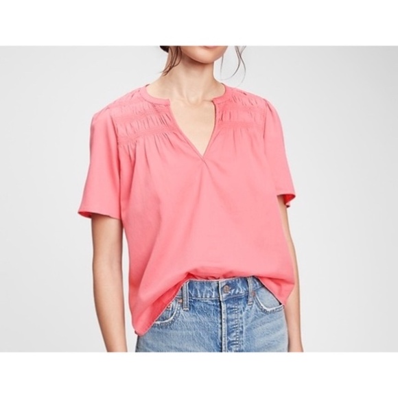 GAP Sz XL Pink Smocked Flutter Sleeve Tee Shirt V Neck Blouse Pullover Top - Picture 1 of 6